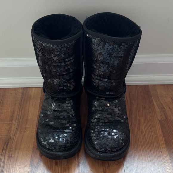 UGG Black Sequin Boots - Picture 1 of 5